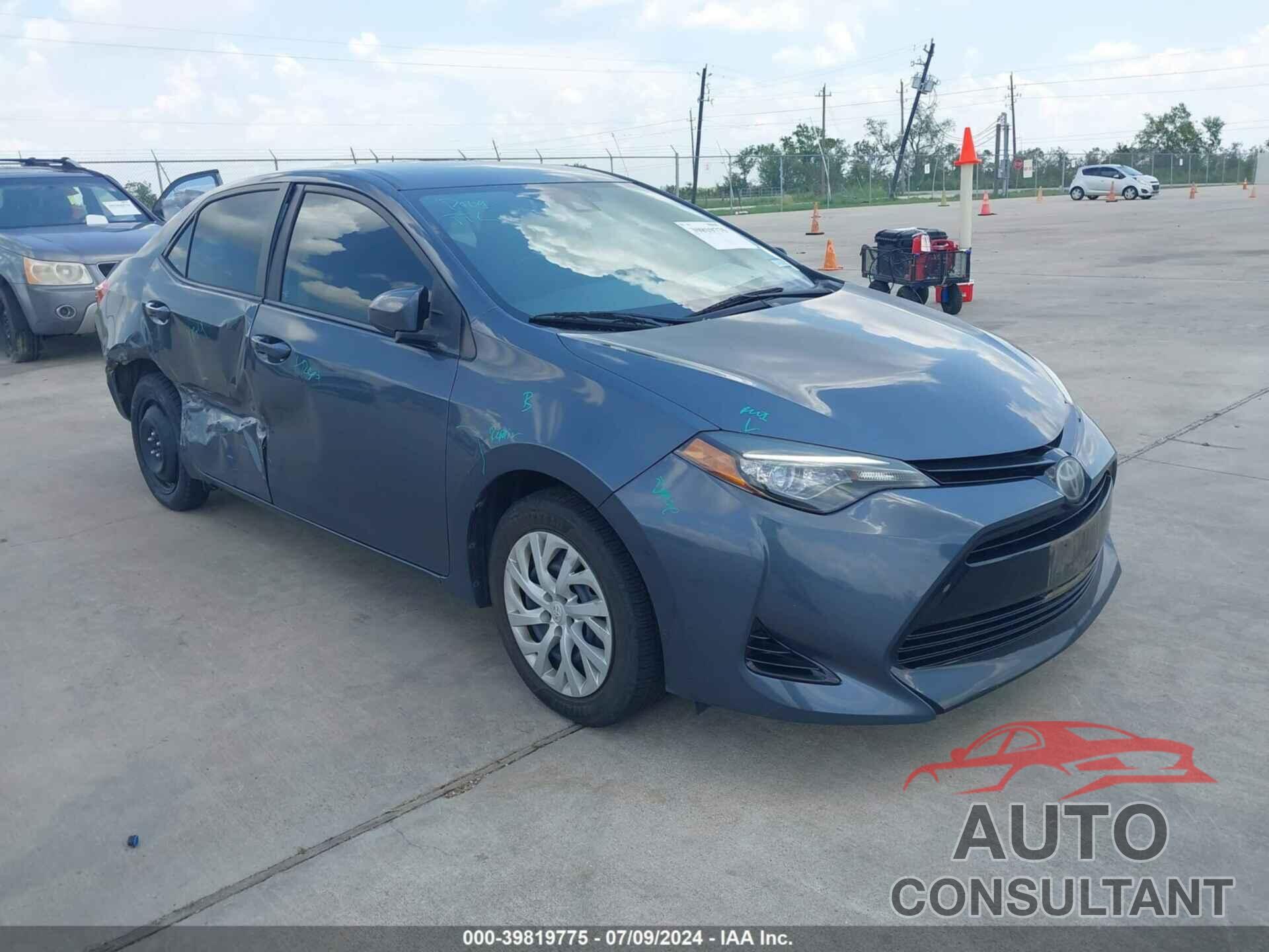 TOYOTA COROLLA 2017 - 5YFBURHE1HP587442