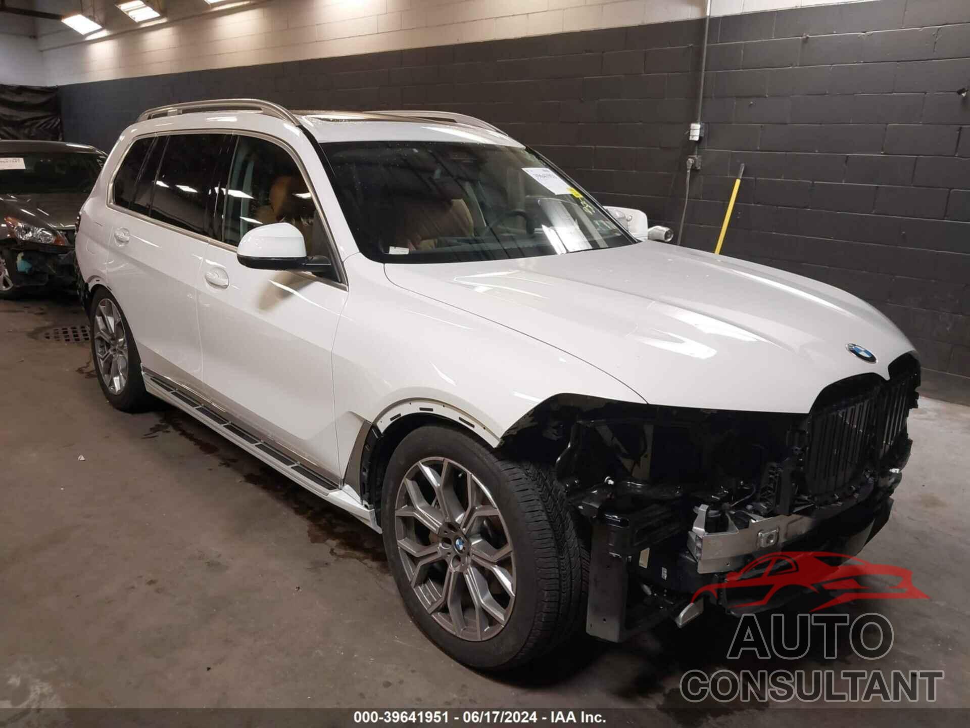 BMW X7 2024 - 5UX23EM07R9T27607