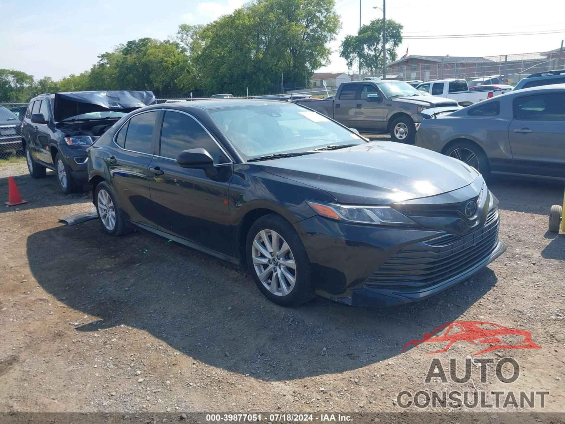 TOYOTA CAMRY 2019 - 4T1B11HK3KU799944