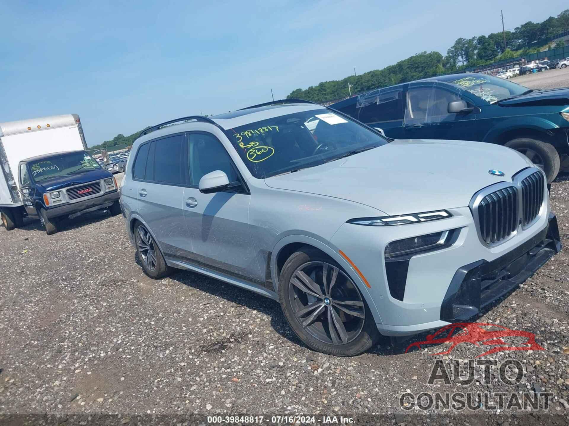 BMW X7 2023 - 5UX23EM06P9R00025