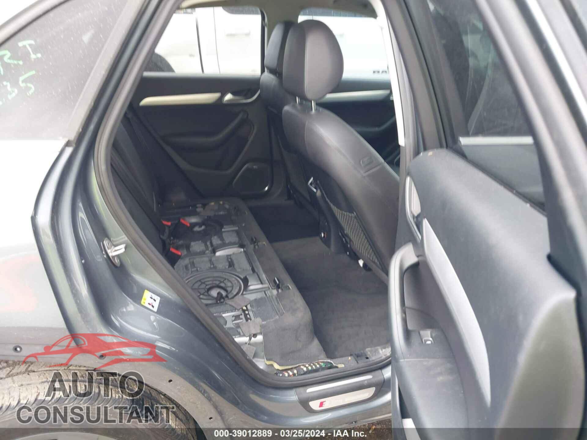 AUDI Q3 2017 - WA1GCCFS2HR013169