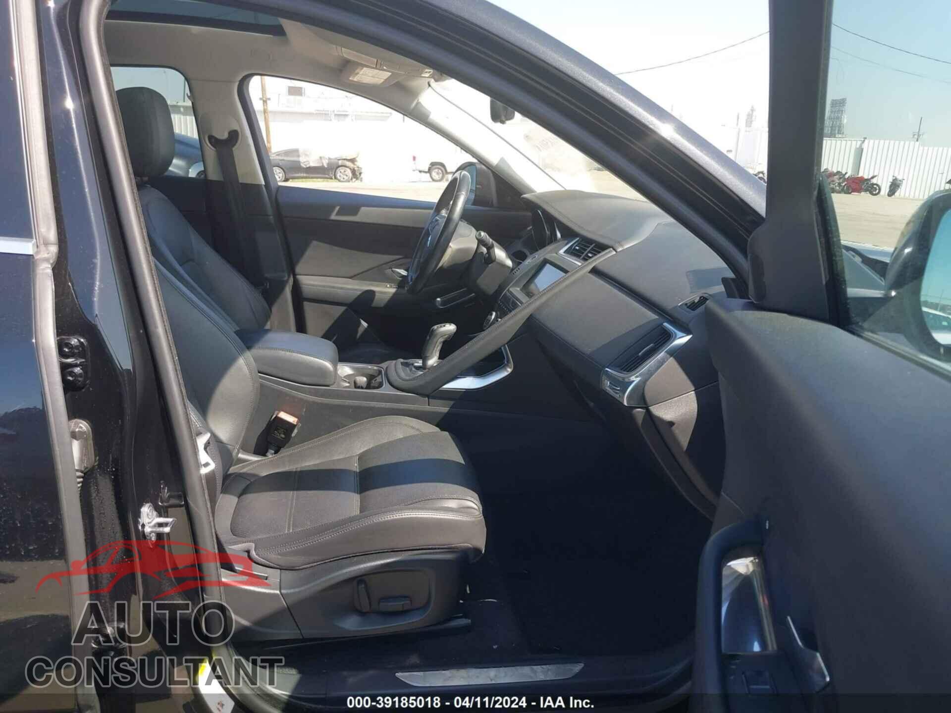 JAGUAR E-PACE 2018 - SADFJ2FX1J1Z15768