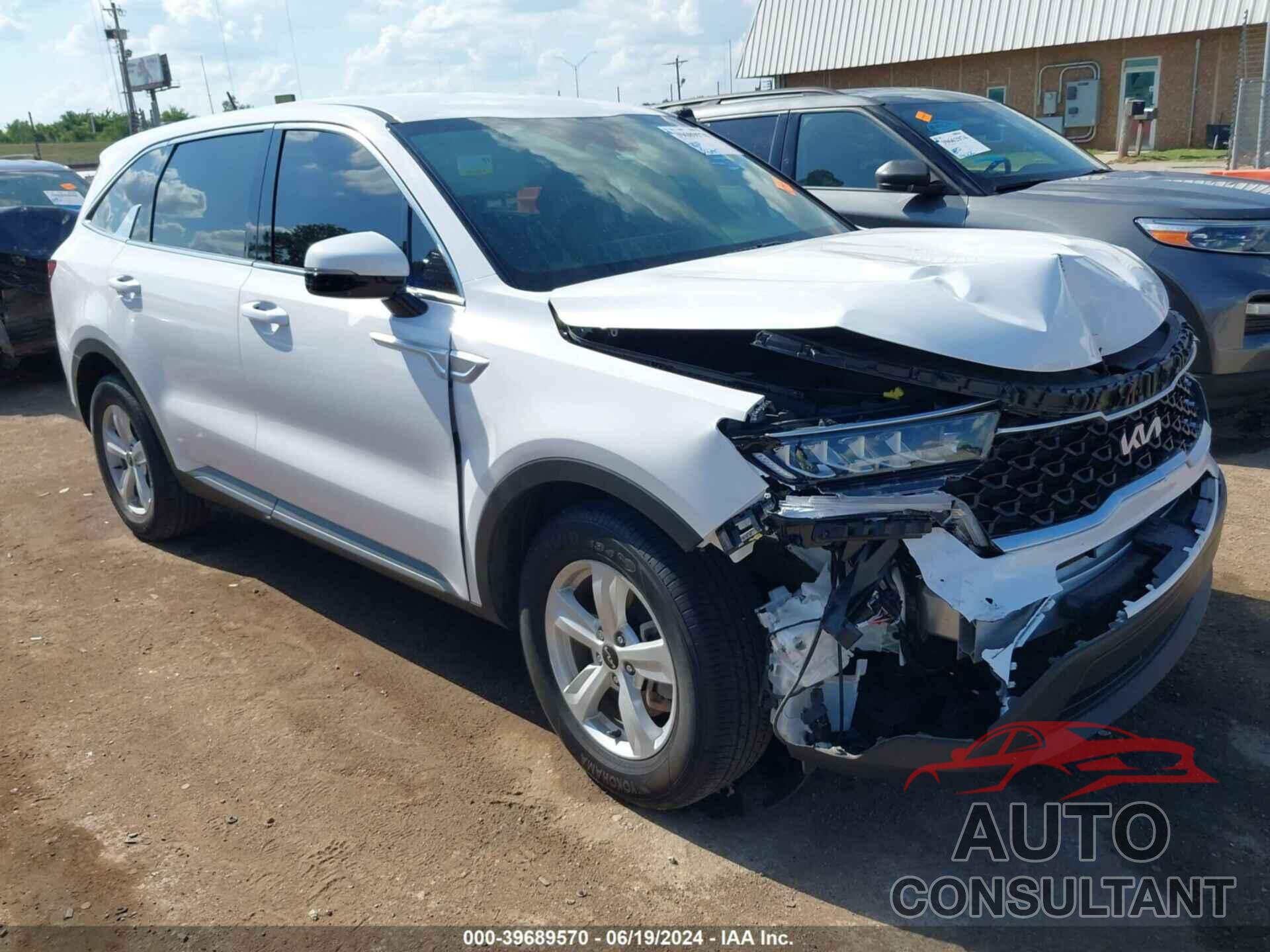 KIA SORENTO 2022 - 5XYRG4LC2NG086798