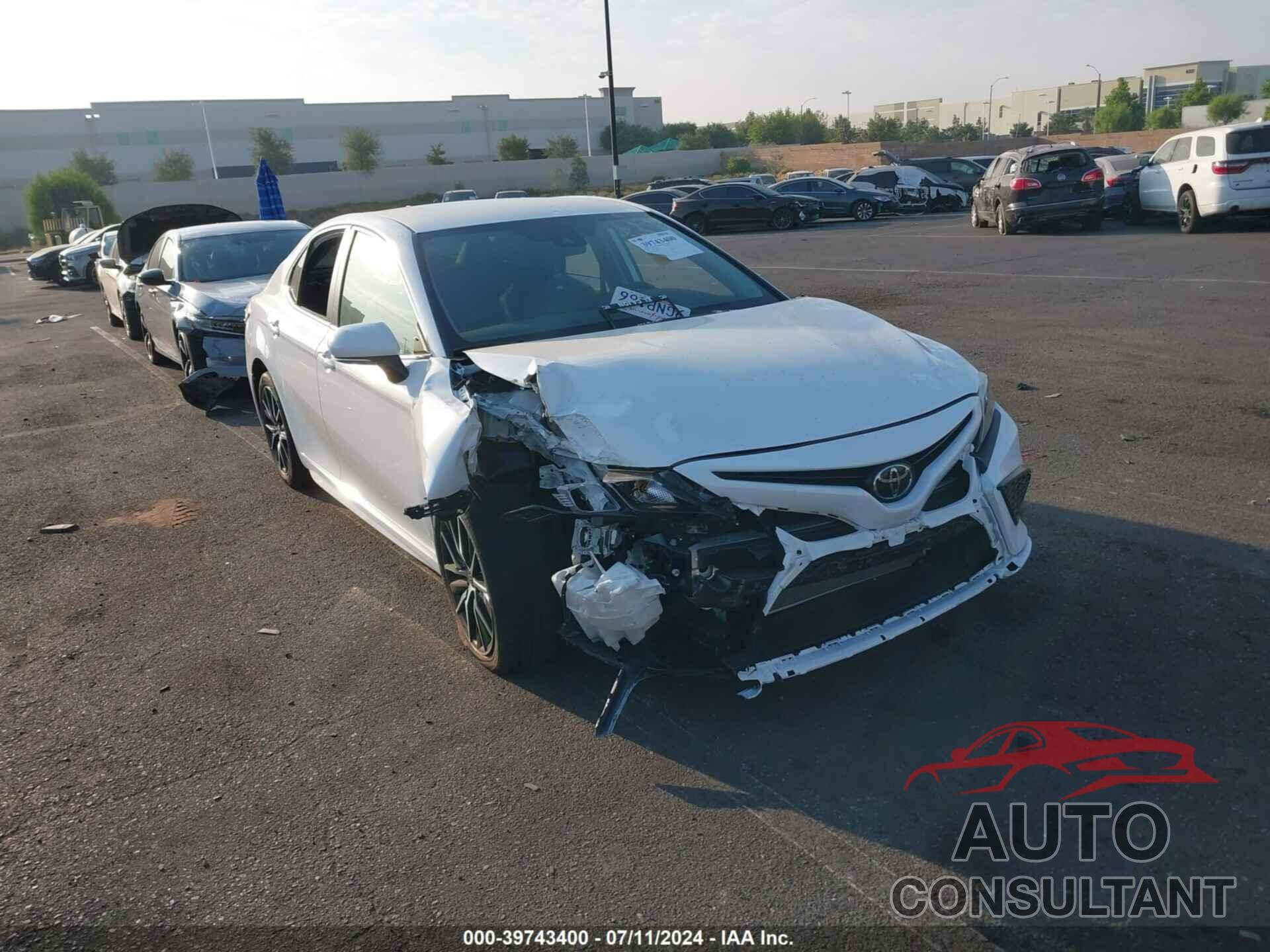 TOYOTA CAMRY 2023 - 4T1G11AK7PU812542