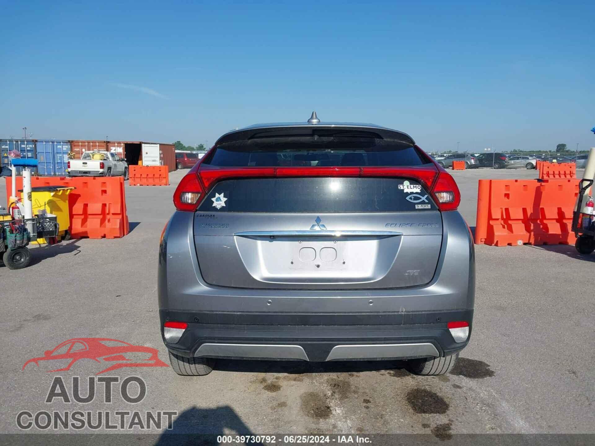 MITSUBISHI ECLIPSE CROSS 2018 - JA4AT5AA3JZ070180