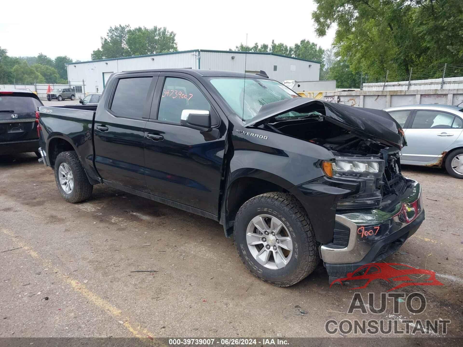 CHEVROLET SILVERADO 1500 2021 - 1GCUYDED8MZ192699