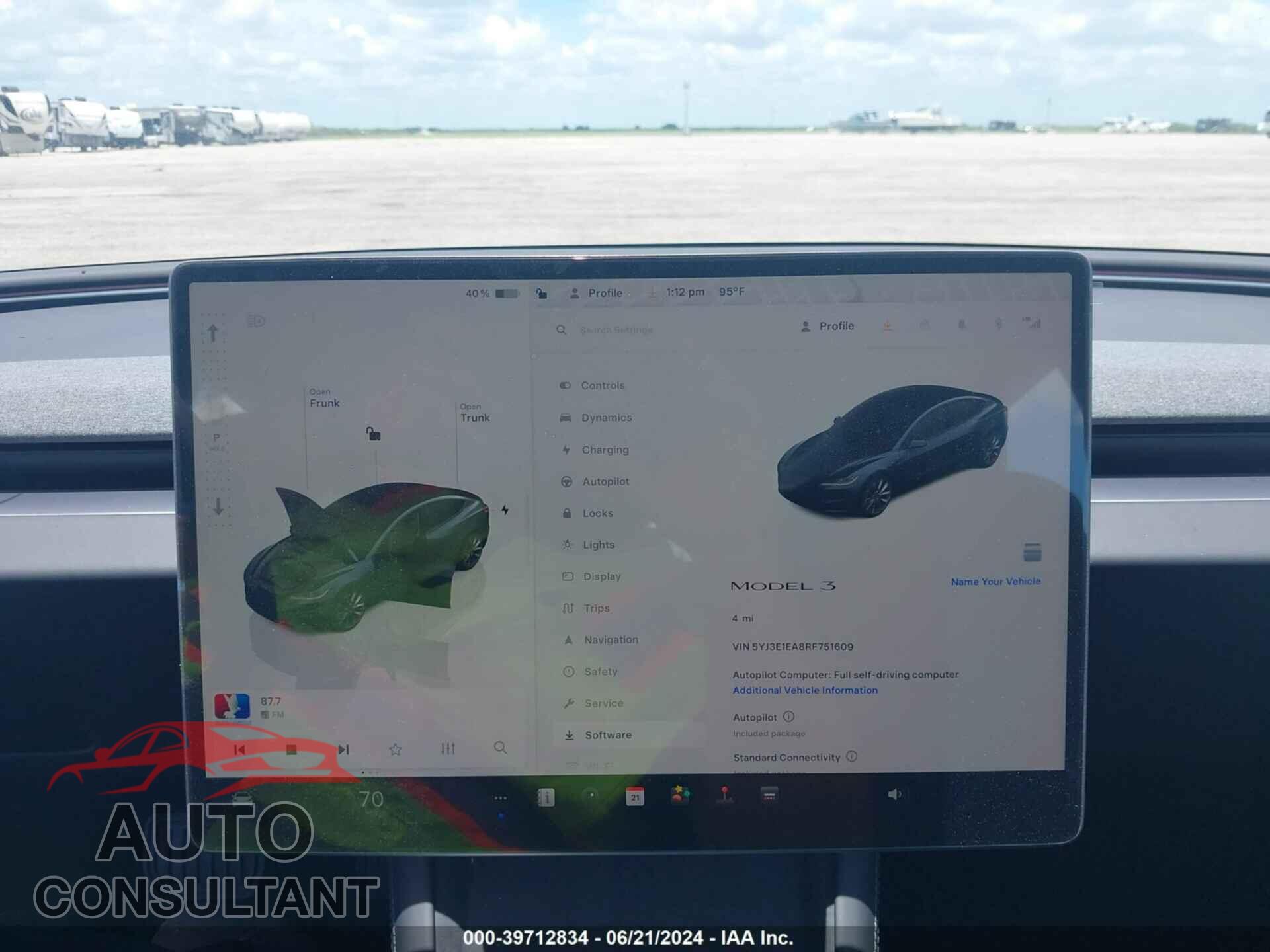 TESLA MODEL 3 2024 - 5YJ3E1EA8RF751609