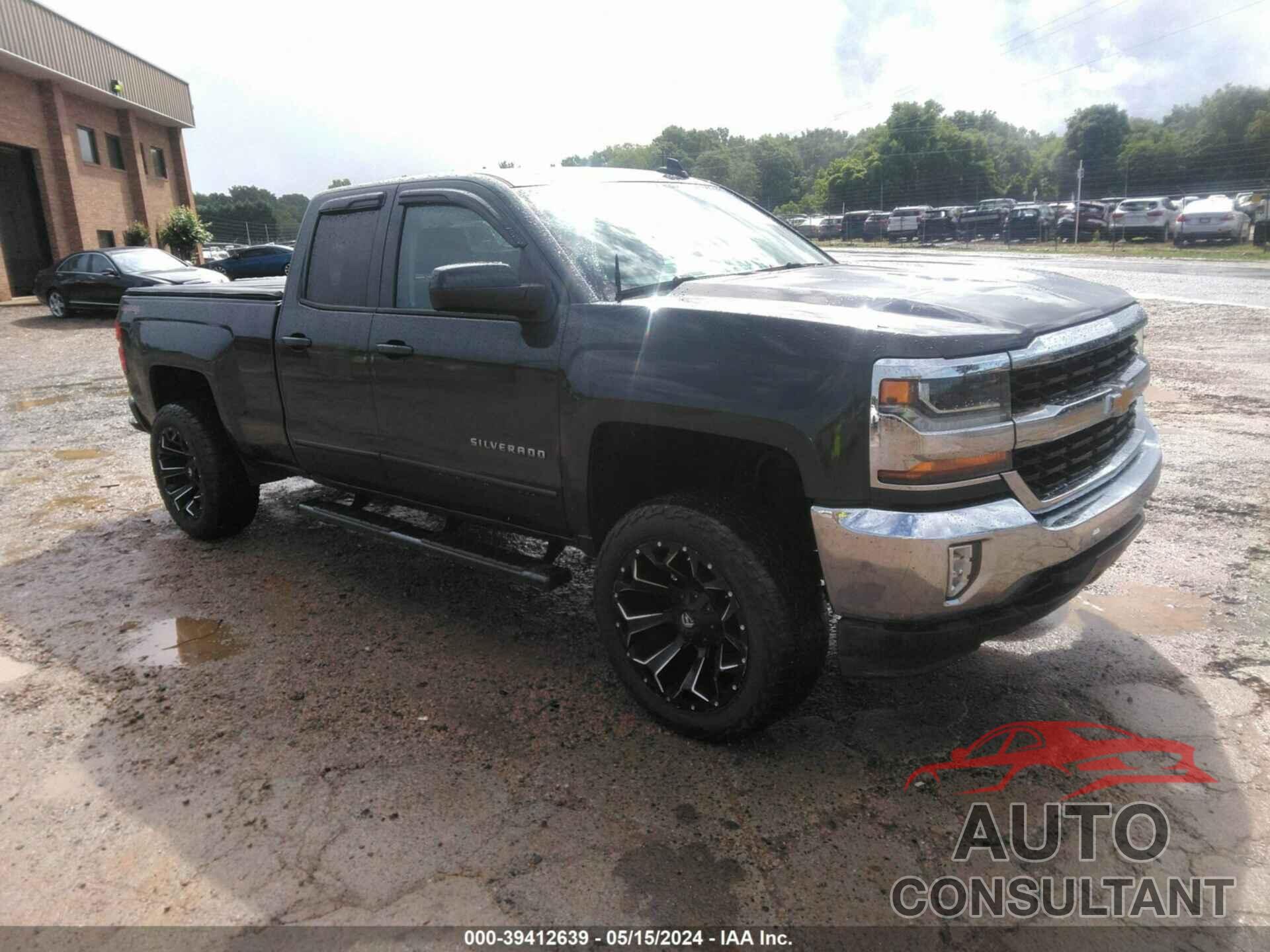 CHEVROLET SILVERADO 1500 2017 - 1GCVKREH8HZ327269