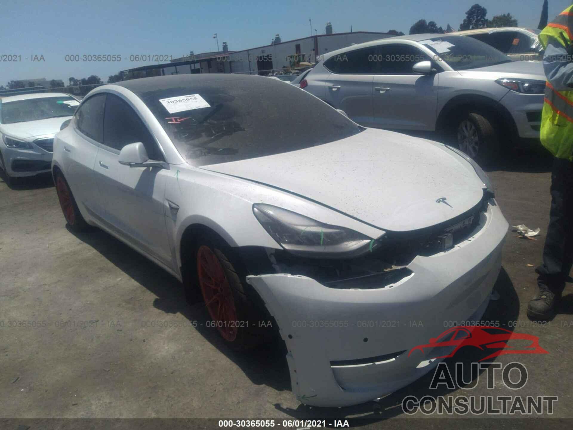 TESLA MODEL 3 2020 - 5YJ3E1EA5LF746147