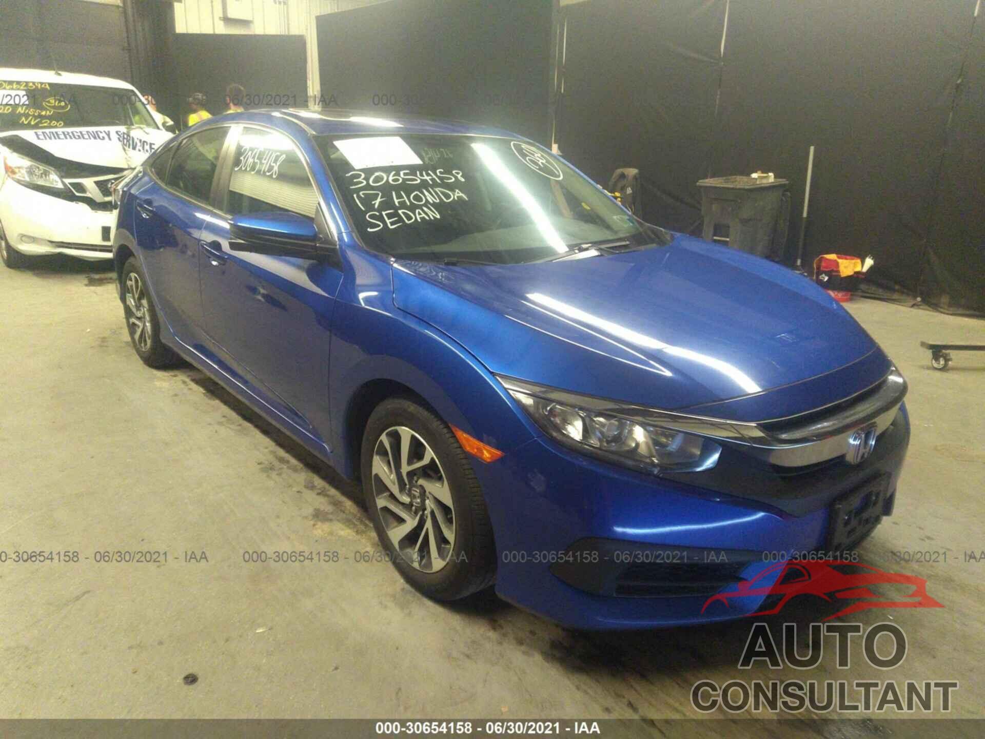 HONDA CIVIC SEDAN 2017 - 19XFC2F72HE221183