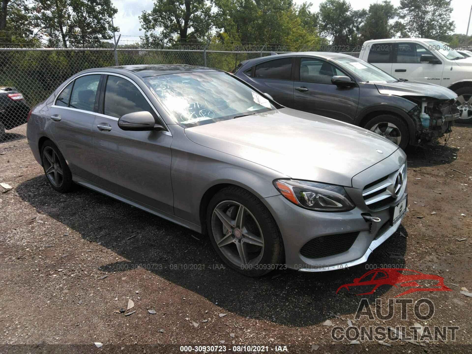 MERCEDES-BENZ C-CLASS 2016 - 55SWF4KBXGU137455