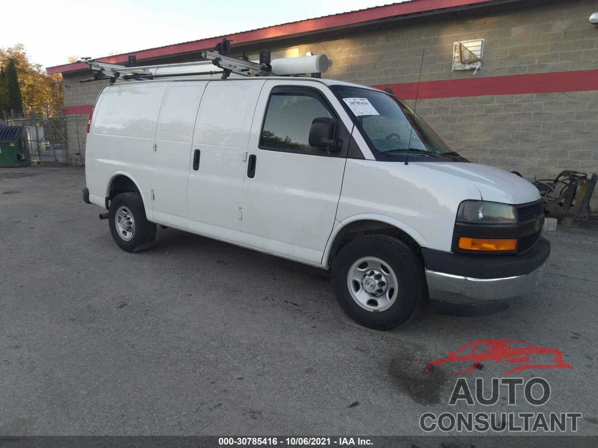 CHEVROLET EXPRESS CARGO VAN 2019 - 1GCWGAFPXK1294472