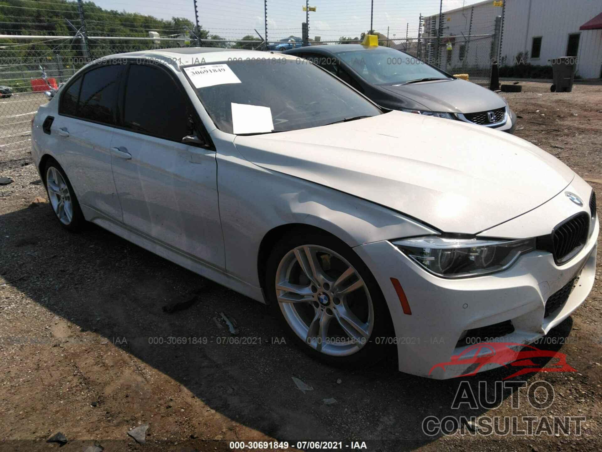 BMW 3 SERIES 2017 - WBA8B7G33HNU38108