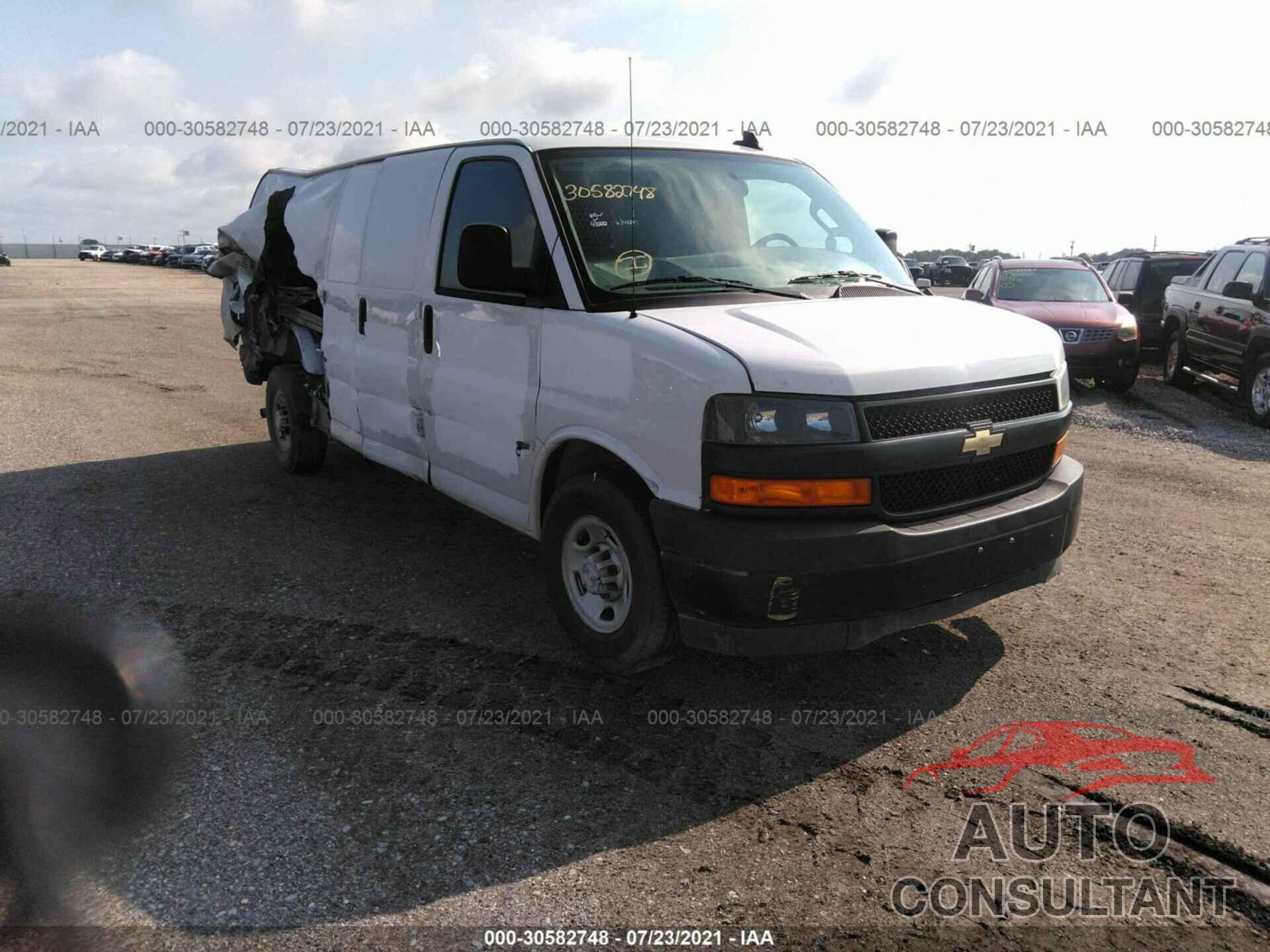 CHEVROLET EXPRESS CARGO VAN 2018 - 1GCZGHFG1J1337763