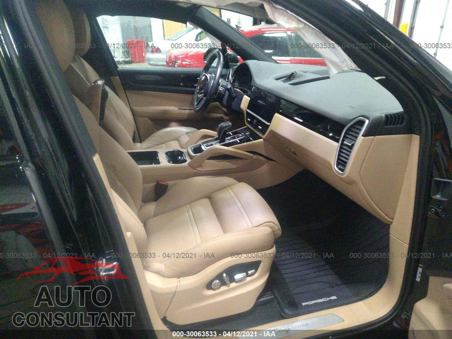 PORSCHE CAYENNE 2019 - WP1AA2AY7KDA15106