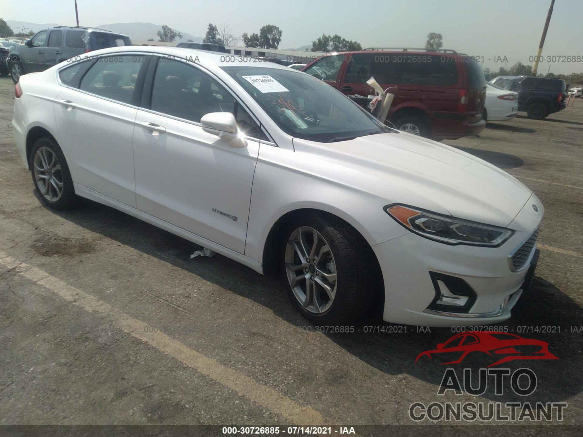 FORD FUSION HYBRID 2019 - 3FA6P0RU3KR175525