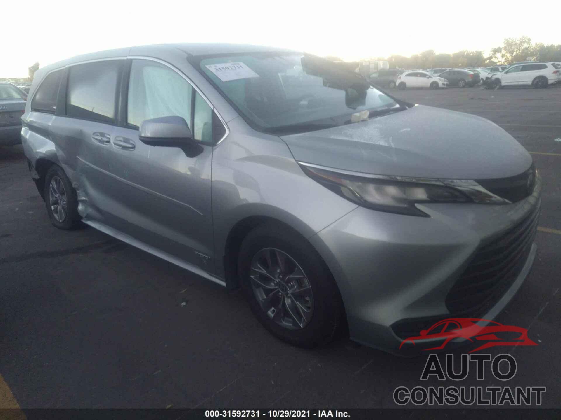 TOYOTA SIENNA 2021 - 5TDKSKFC0MS008974