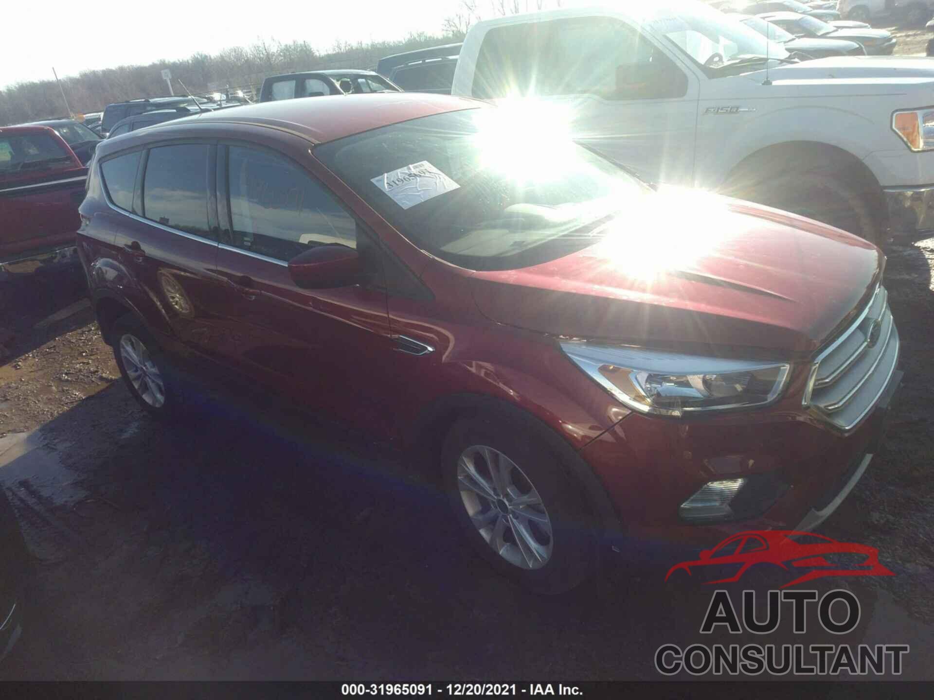 FORD ESCAPE 2017 - 1FMCU9GD8HUB27366