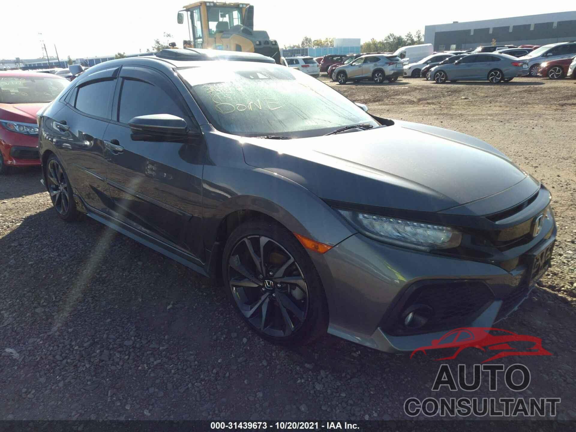HONDA CIVIC HATCHBACK 2018 - SHHFK7H92JU421168