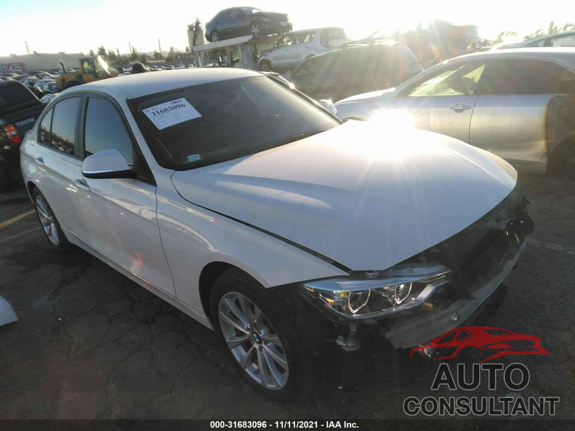 BMW 3 SERIES 2018 - WBA8A9C55JAH12219