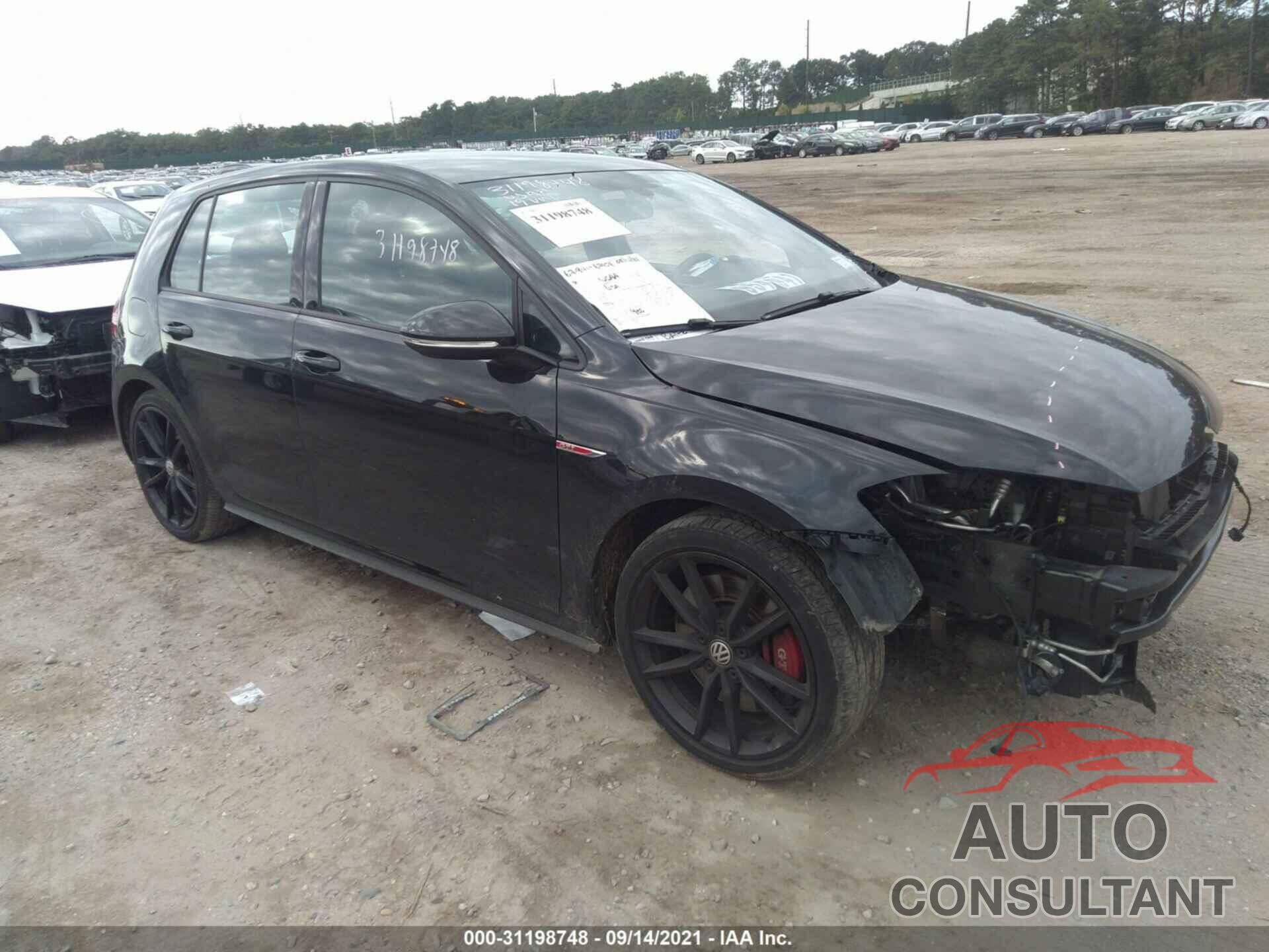 VOLKSWAGEN GOLF GTI 2019 - 3VW5T7AU3KM004659
