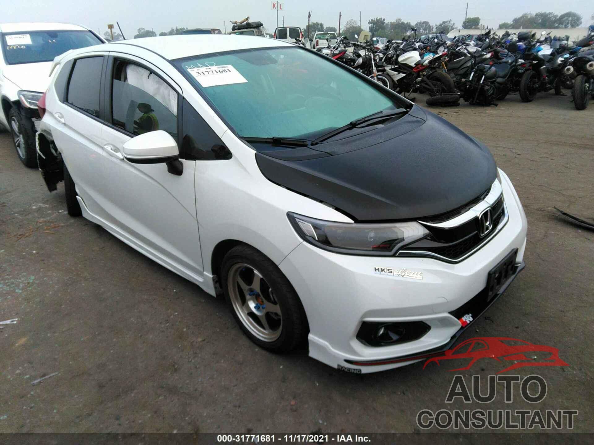 HONDA FIT 2019 - 3HGGK5H67KM722646