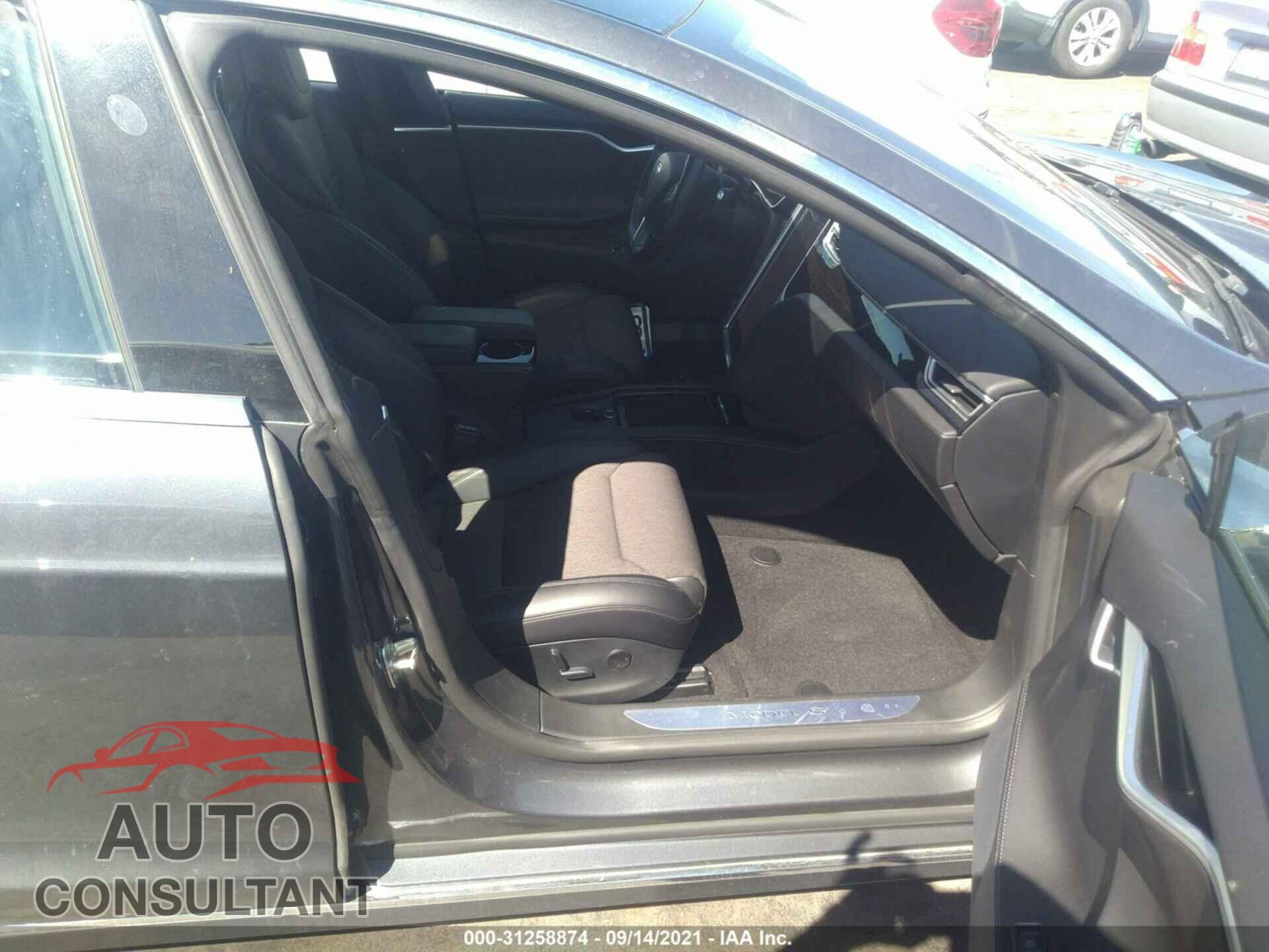 TESLA MODEL S 2017 - 5YJSA1E27HF210274