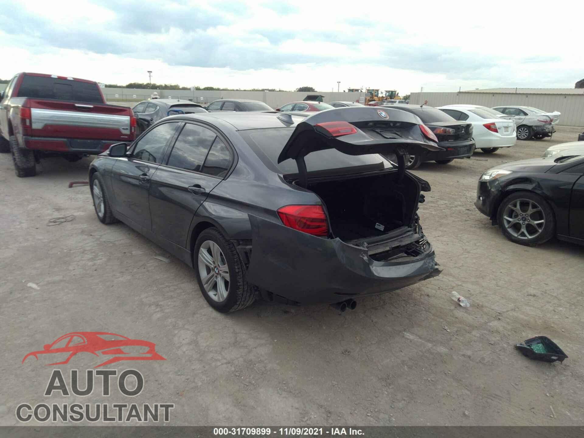 BMW 3 SERIES 2016 - WBA8E9G52GNU29239