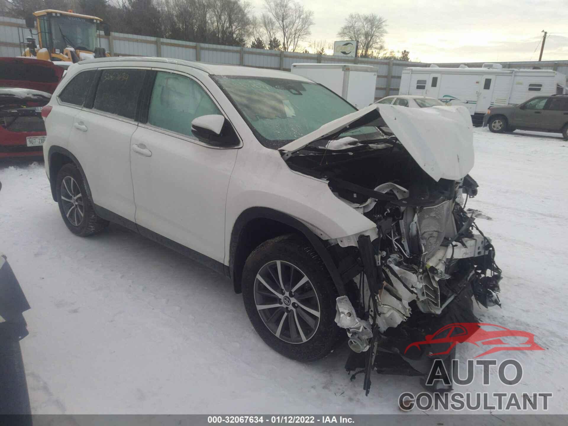 TOYOTA HIGHLANDER 2019 - 5TDJZRFH5KS598016