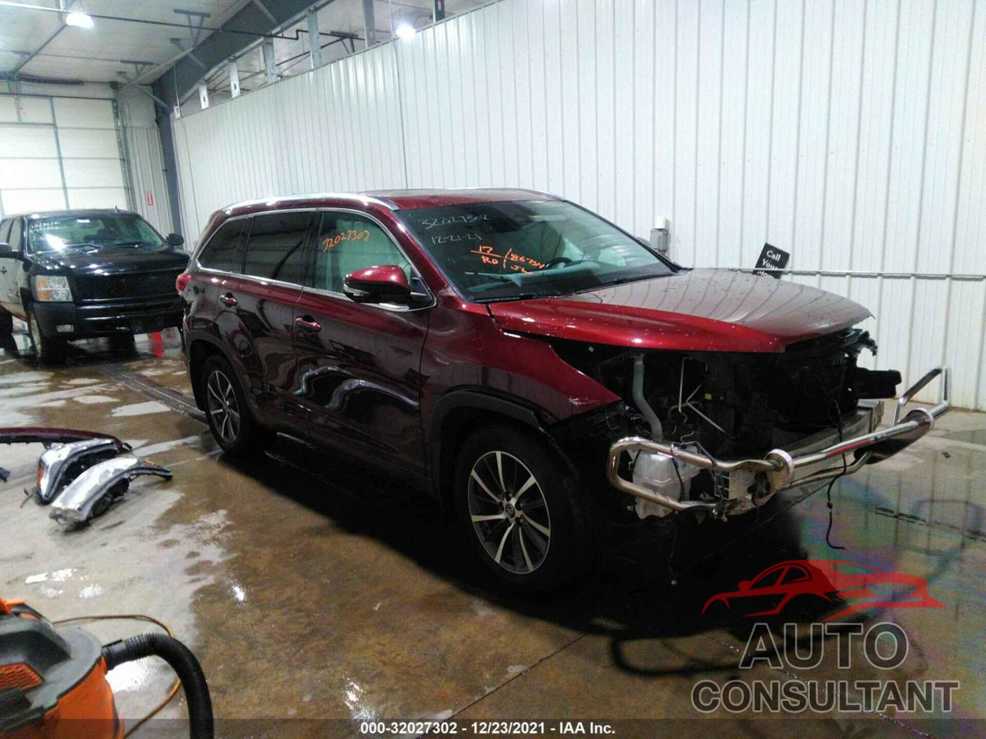 TOYOTA HIGHLANDER 2017 - 5TDJZRFH8HS368544