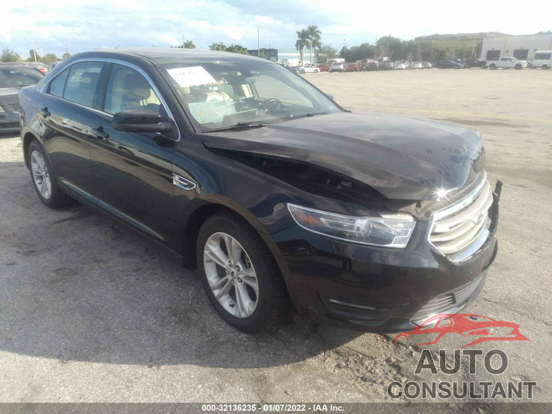 FORD TAURUS 2018 - 1FAHP2E8XJG125384