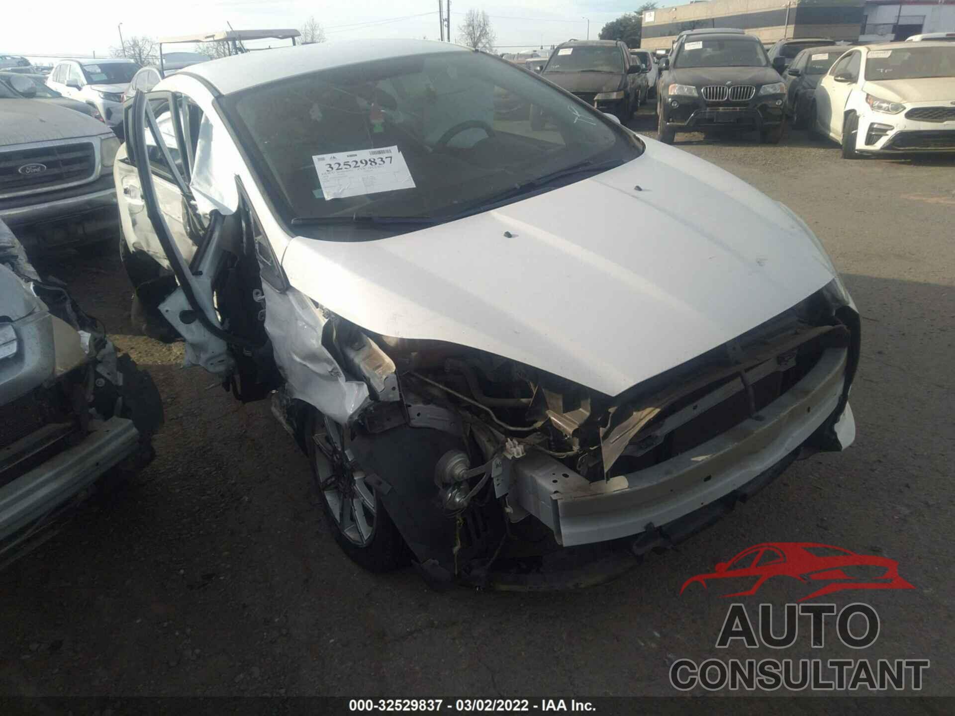 FORD FIESTA 2016 - 3FADP4BJ8GM160263