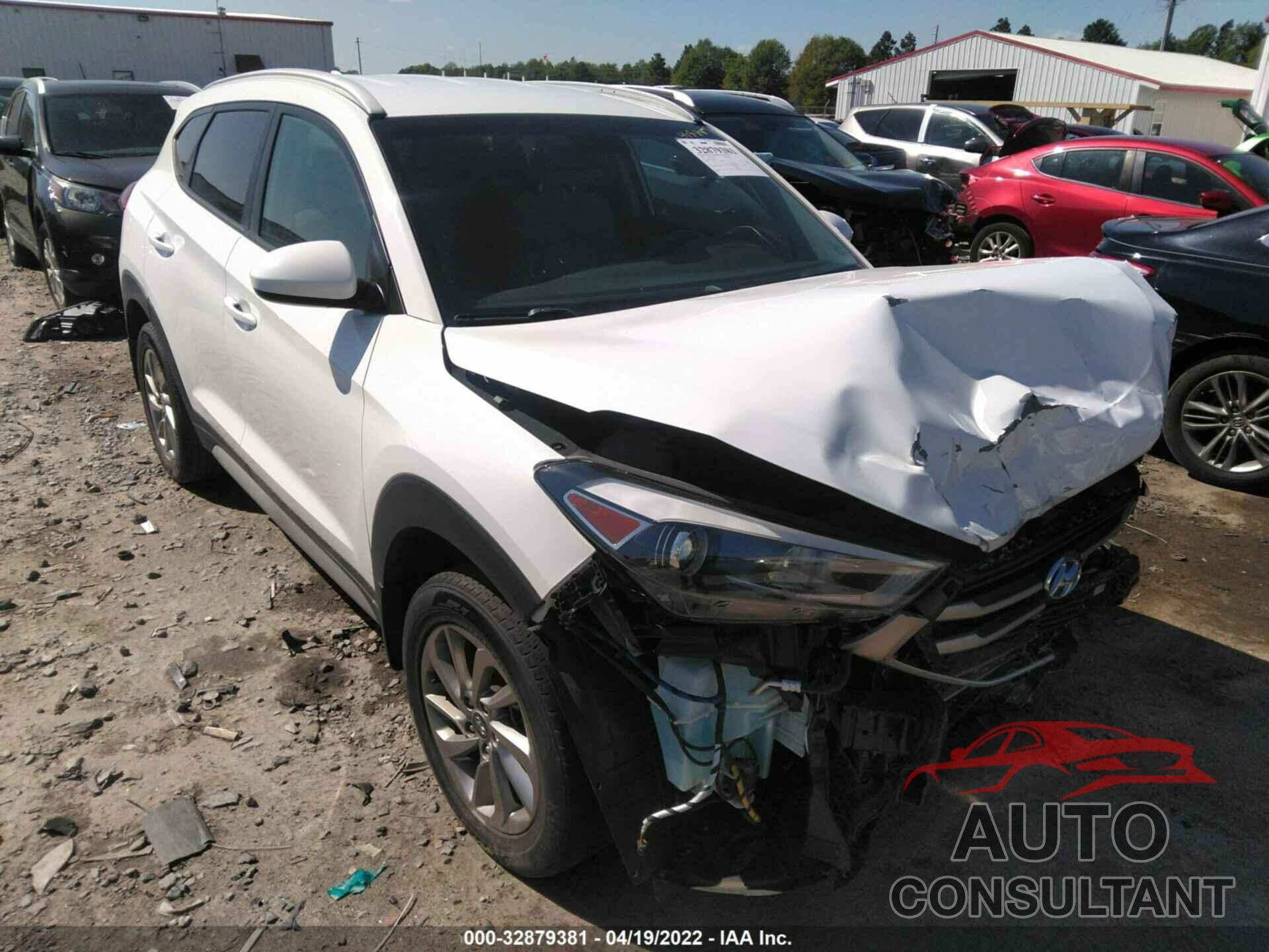 HYUNDAI TUCSON 2018 - KM8J33A40JU822429