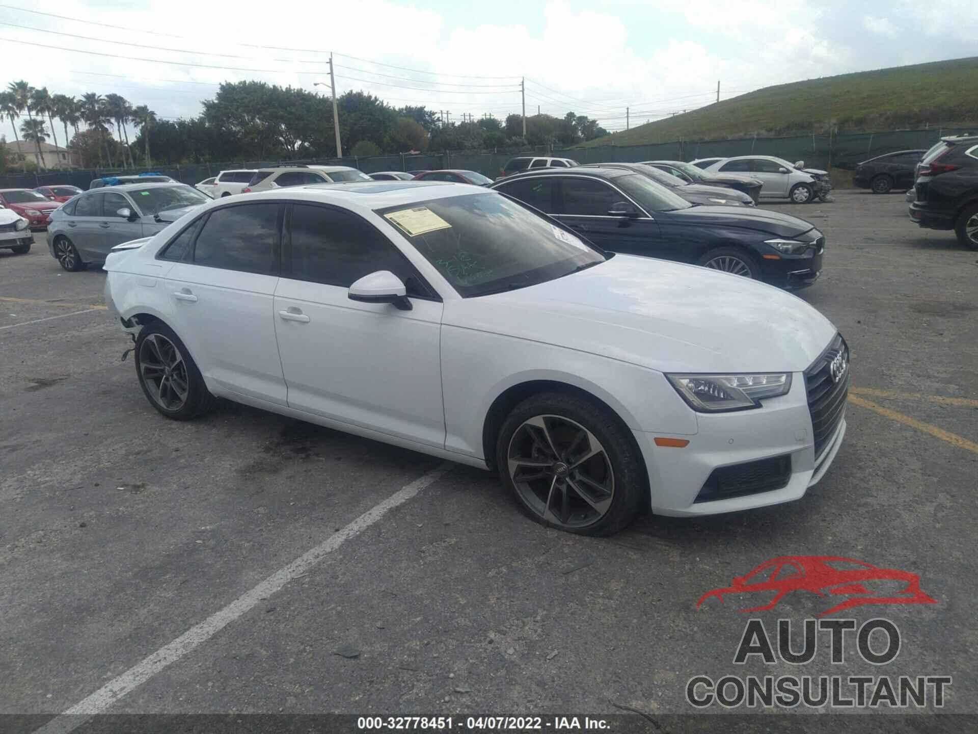 AUDI A4 2019 - WAUGMAF48KN021930