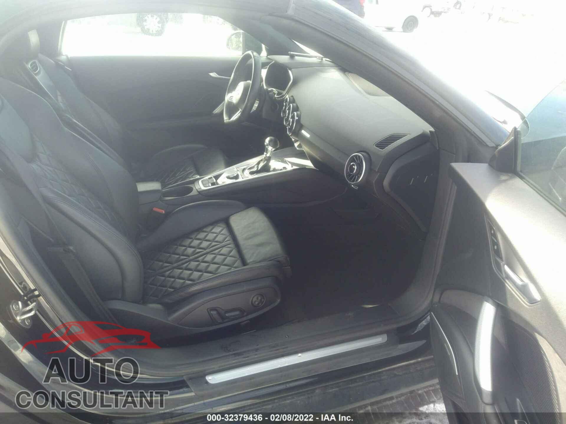 AUDI TT ROADSTER 2017 - TRUT5CFV0H1006914