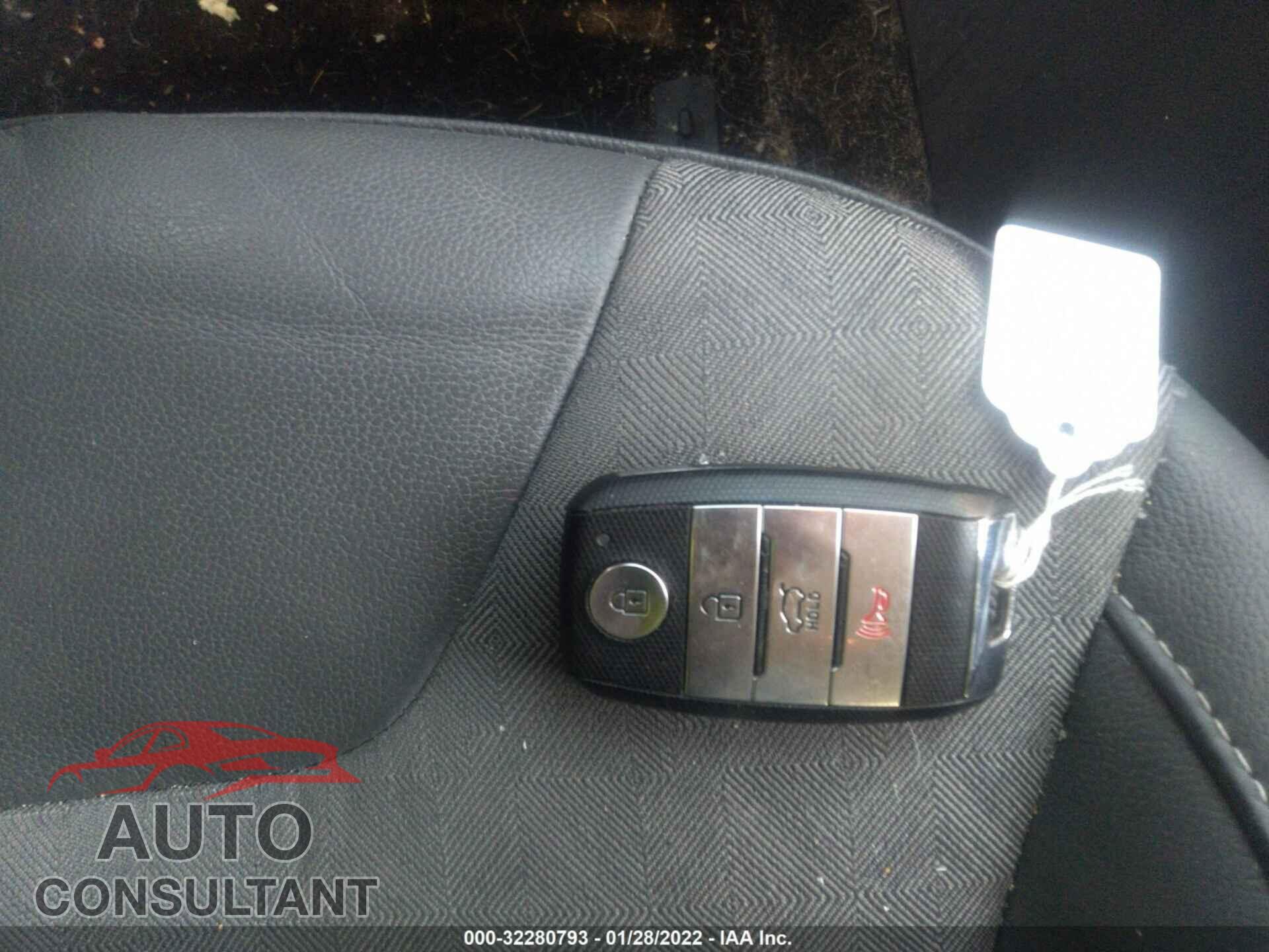 KIA NIRO 2017 - KNDCC3LC2H5057357