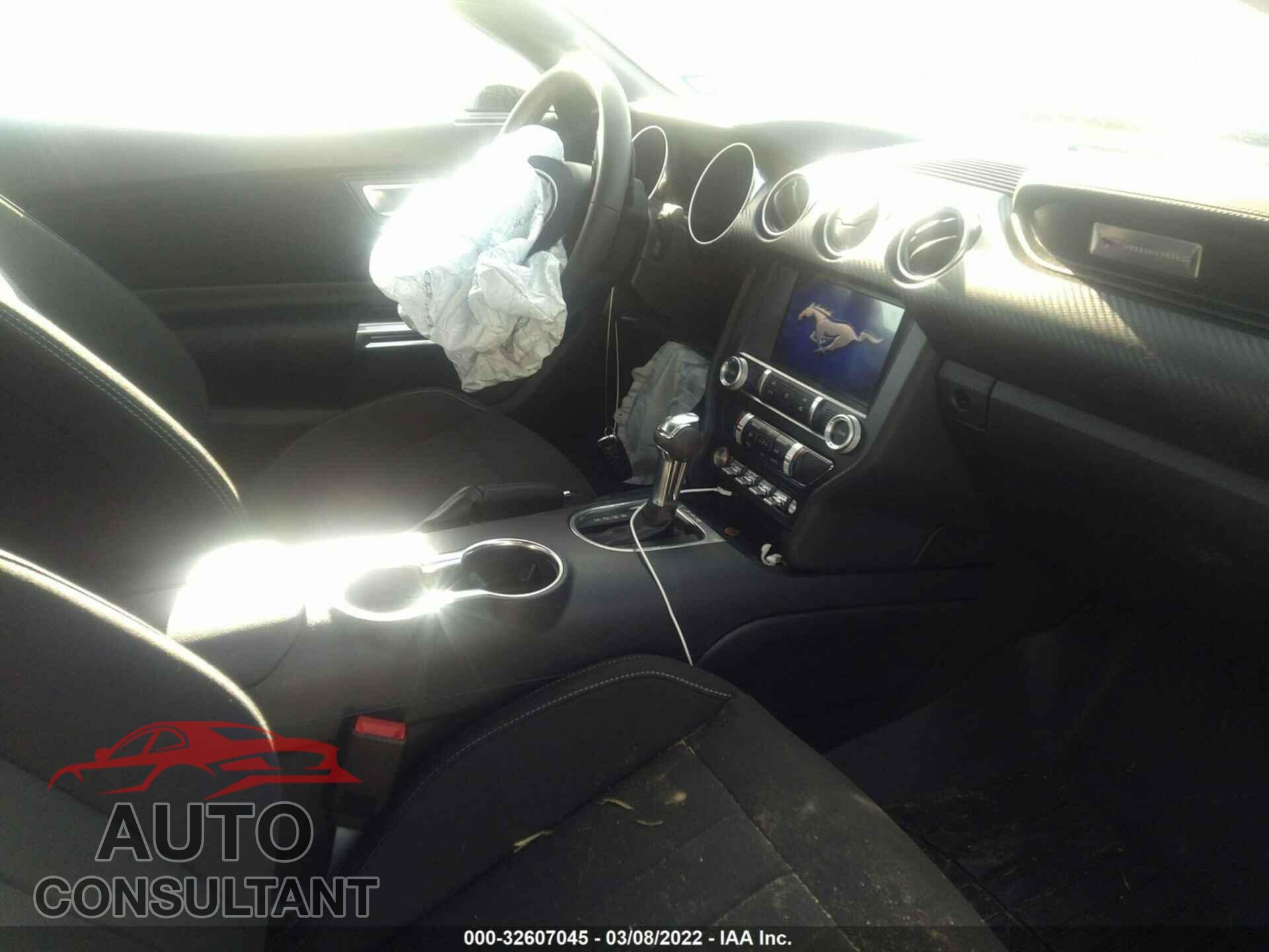 FORD MUSTANG 2021 - 1FA6P8TH3M5128396