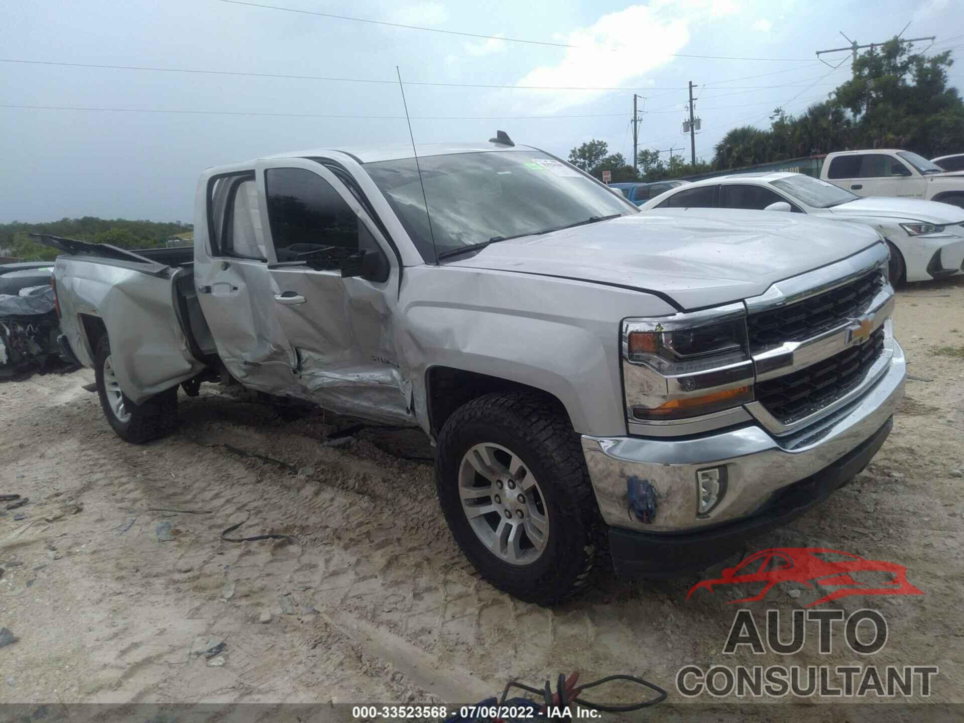 CHEVROLET SILVERADO 1500 2017 - 1GCVKREH7HZ167918