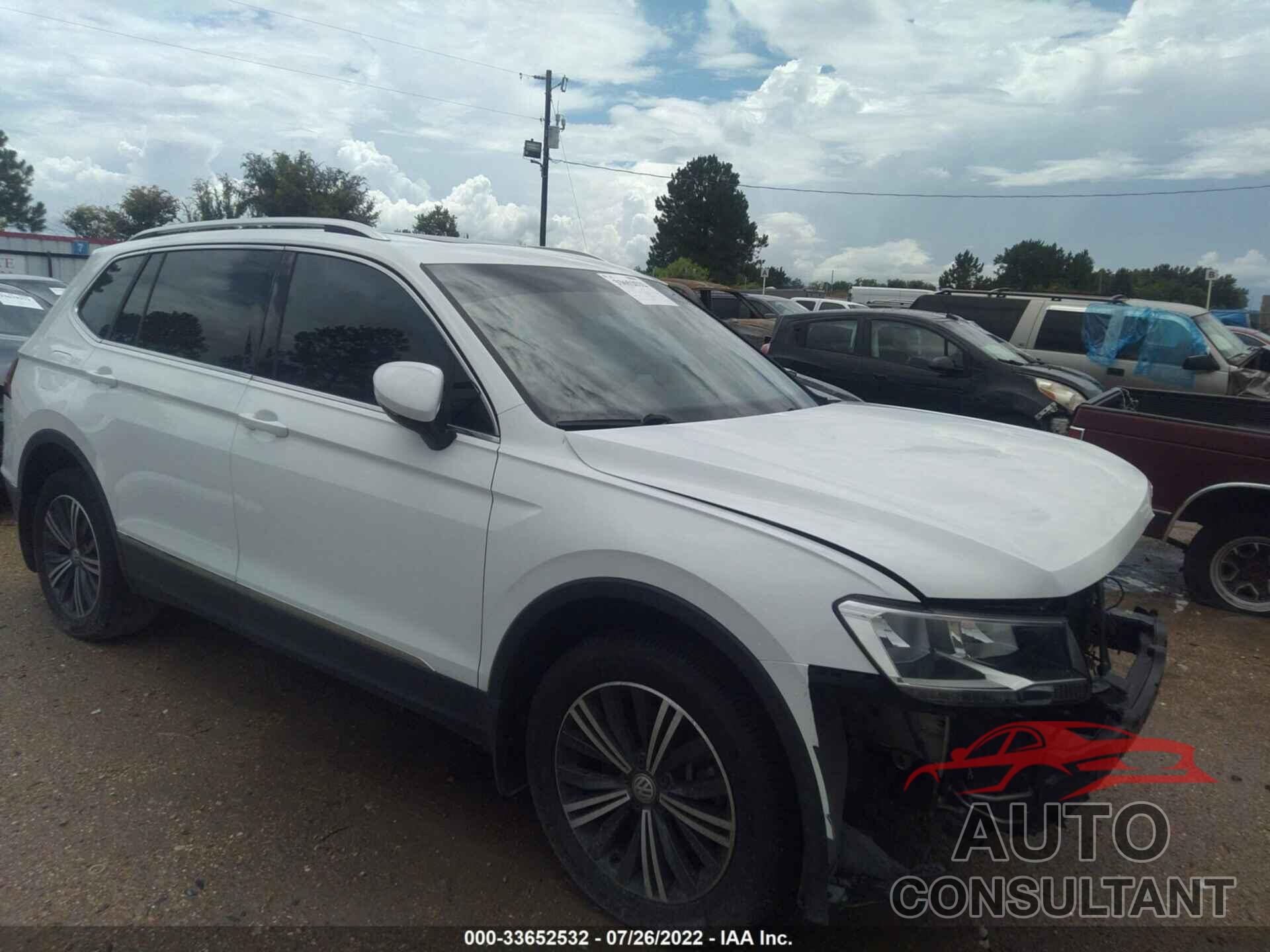 VOLKSWAGEN TIGUAN 2018 - 3VV3B7AX6JM074227