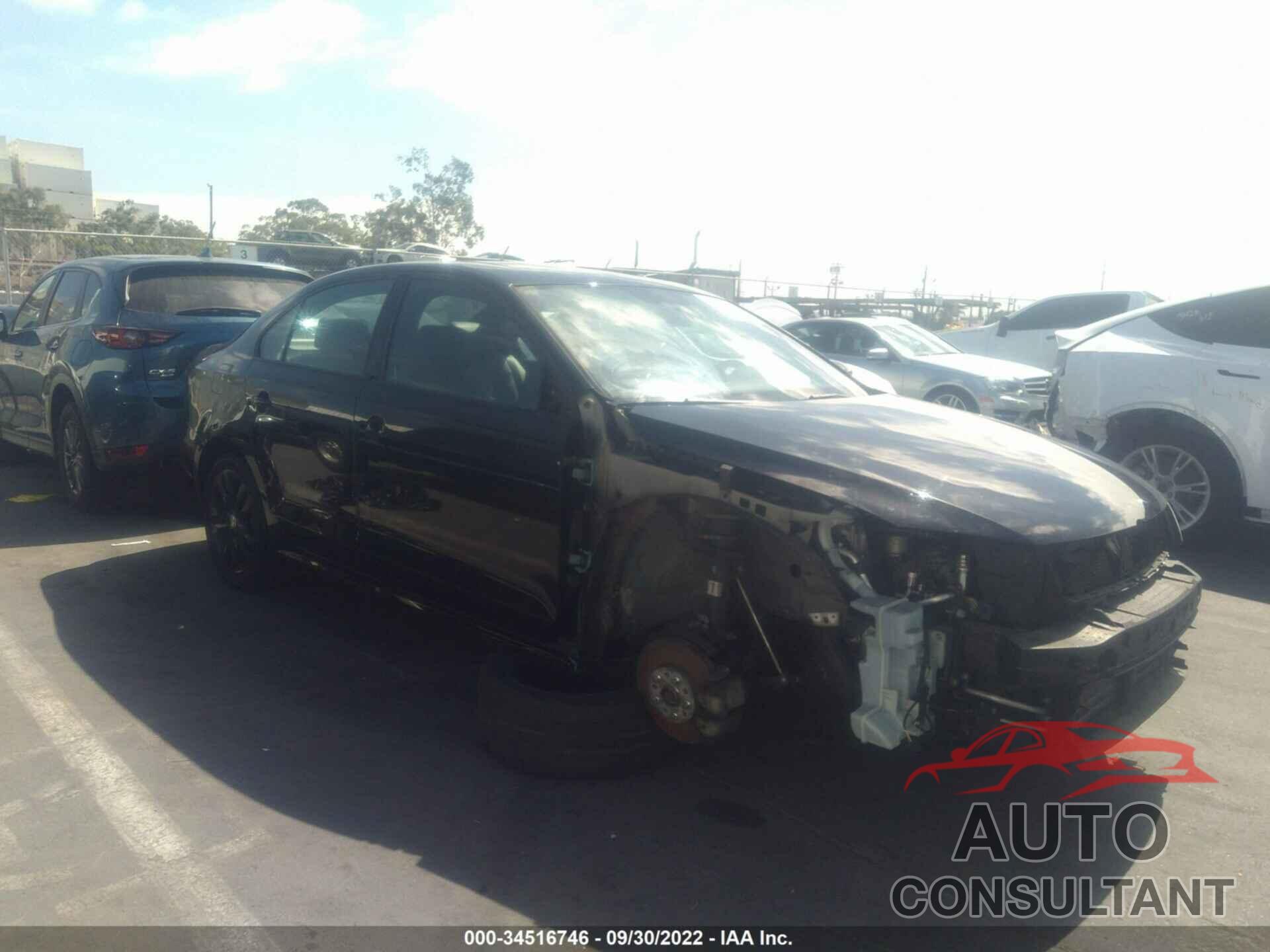 VOLKSWAGEN JETTA 2018 - 3VWD17AJ4JM243322