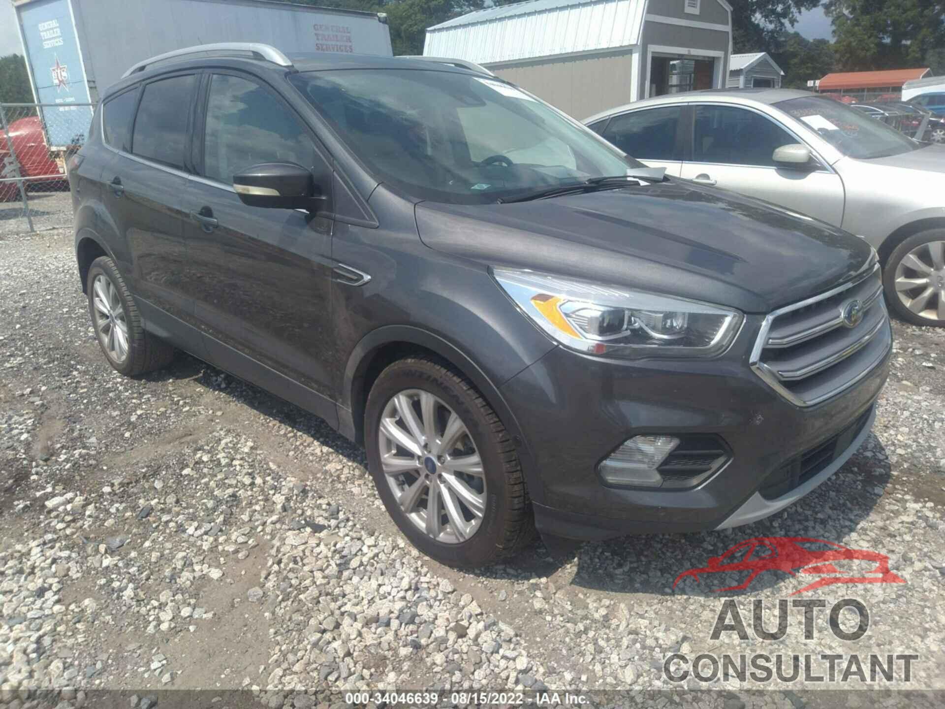 FORD ESCAPE 2017 - 1FMCU0J9XHUB25974