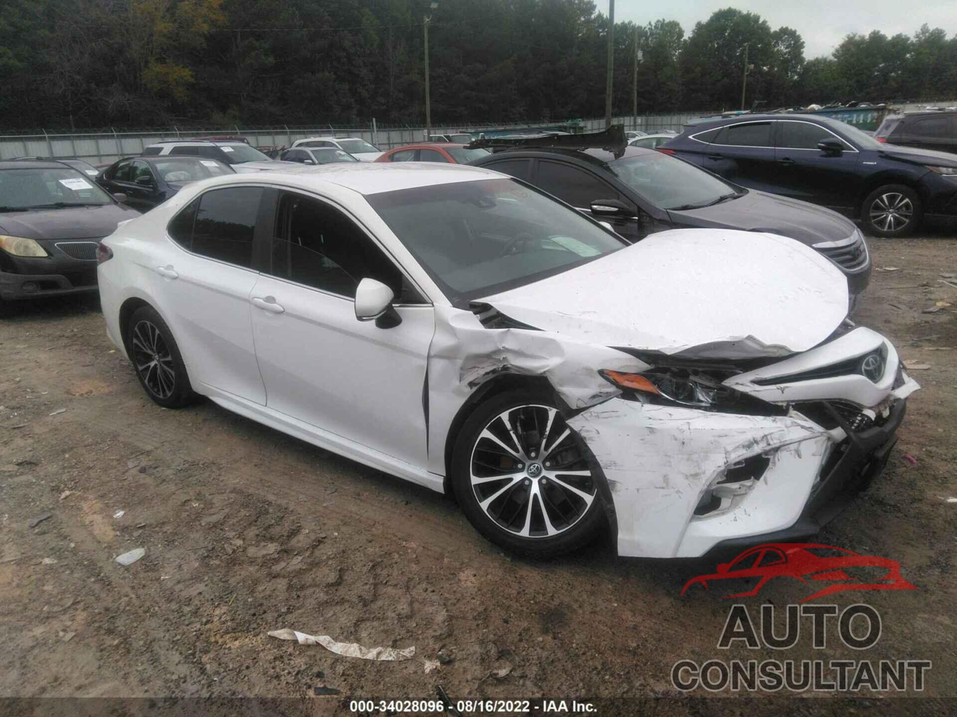 TOYOTA CAMRY 2018 - 4T1B11HK9JU628369