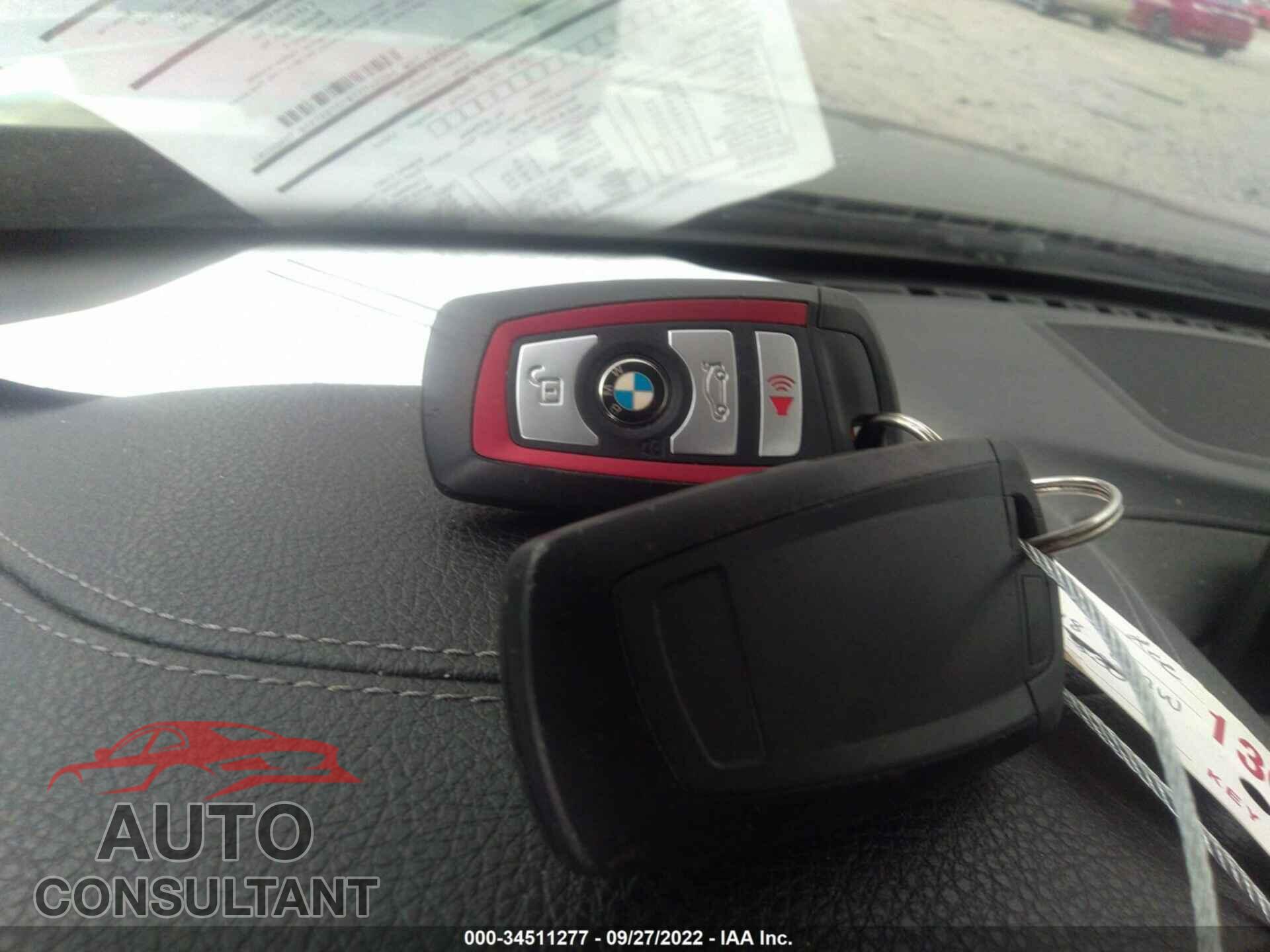 BMW 3 SERIES 2018 - WBA8D9G53JNU71574