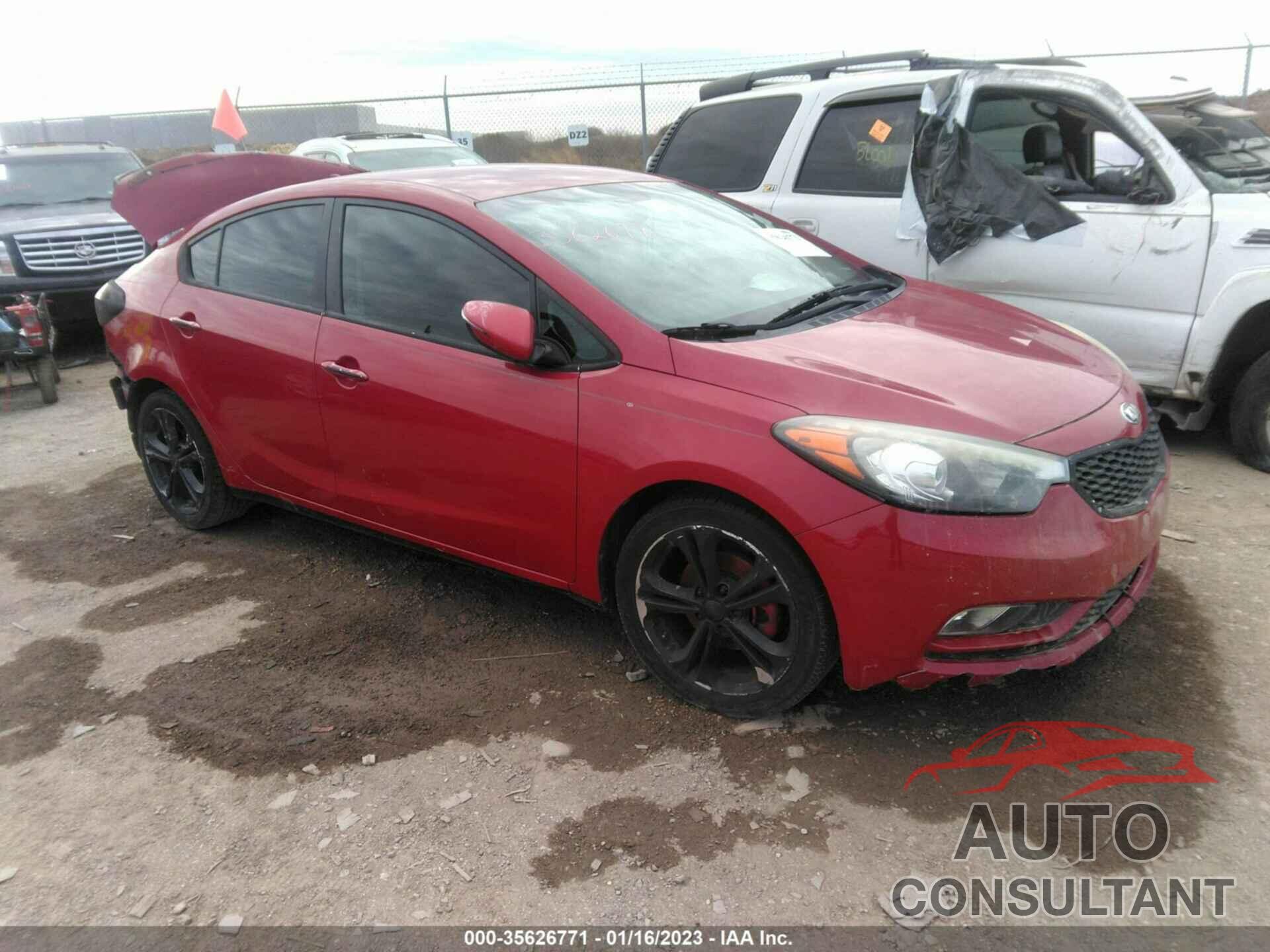 KIA FORTE 2016 - KNAFX4A8XG5504941