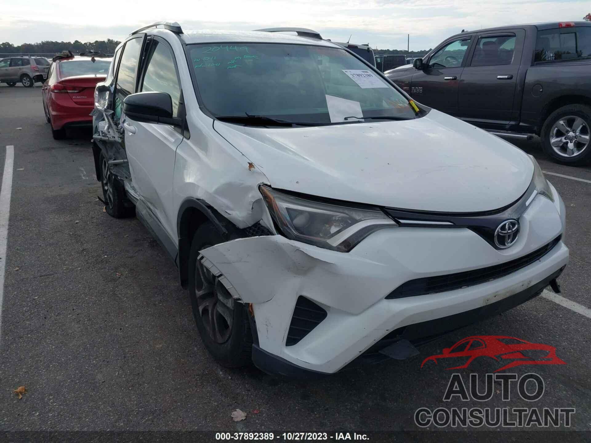 TOYOTA RAV4 2016 - JTMBFREV3GJ070225