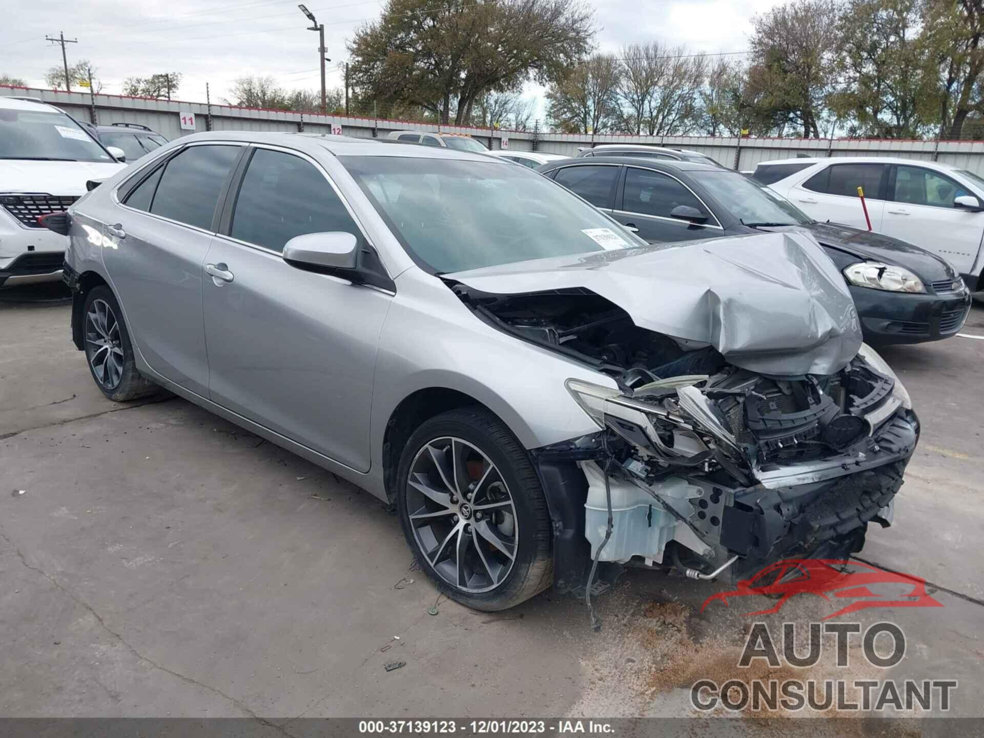 TOYOTA CAMRY 2015 - 4T1BK1FK0FU555576