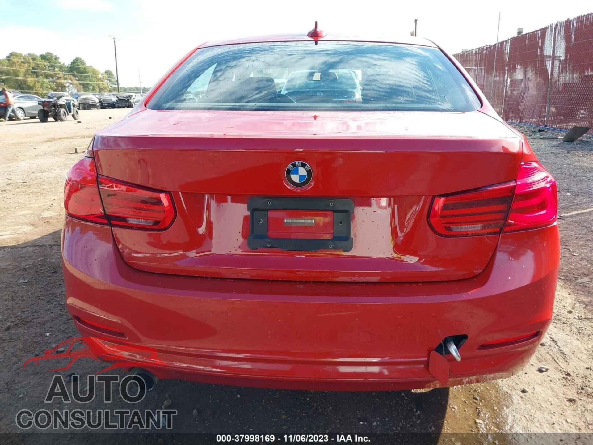 BMW 320I 2016 - WBA8E1G55GNU10511