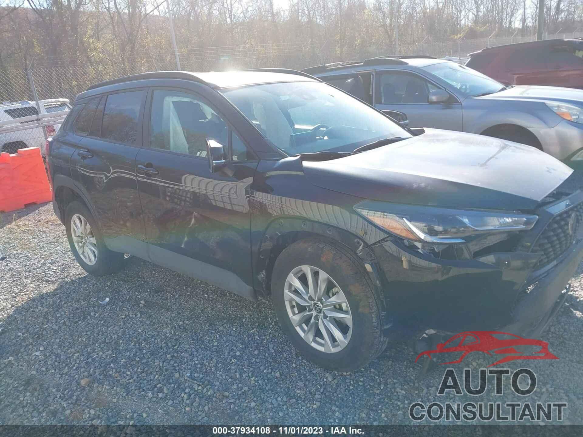 TOYOTA COROLLA CROSS 2022 - 7MUBAABG8NV003227