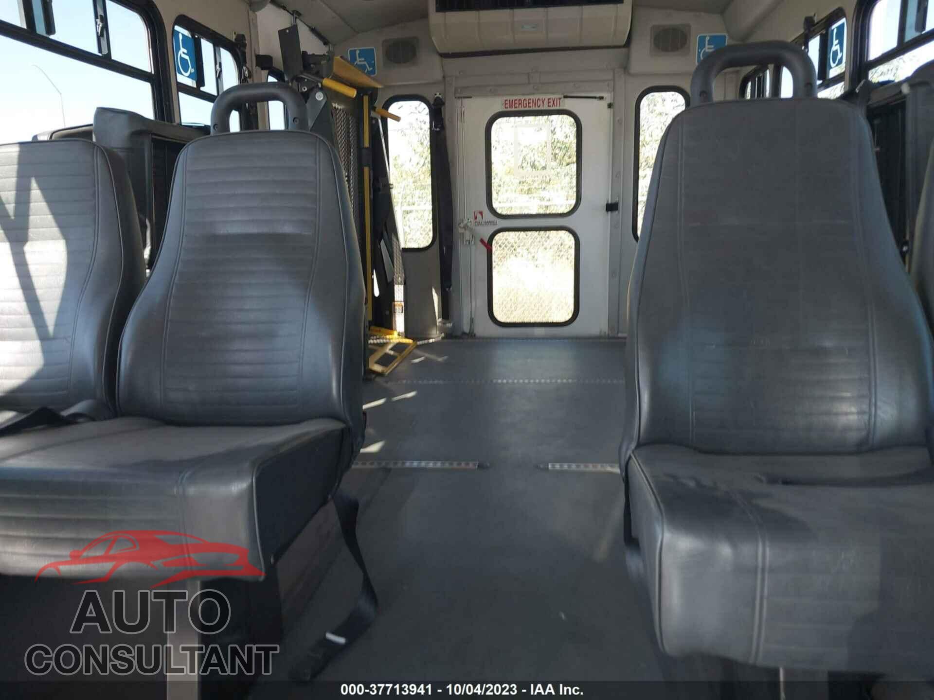 FORD E-350 CUTAWAY 2017 - 1FDEE3FS3HDC33632