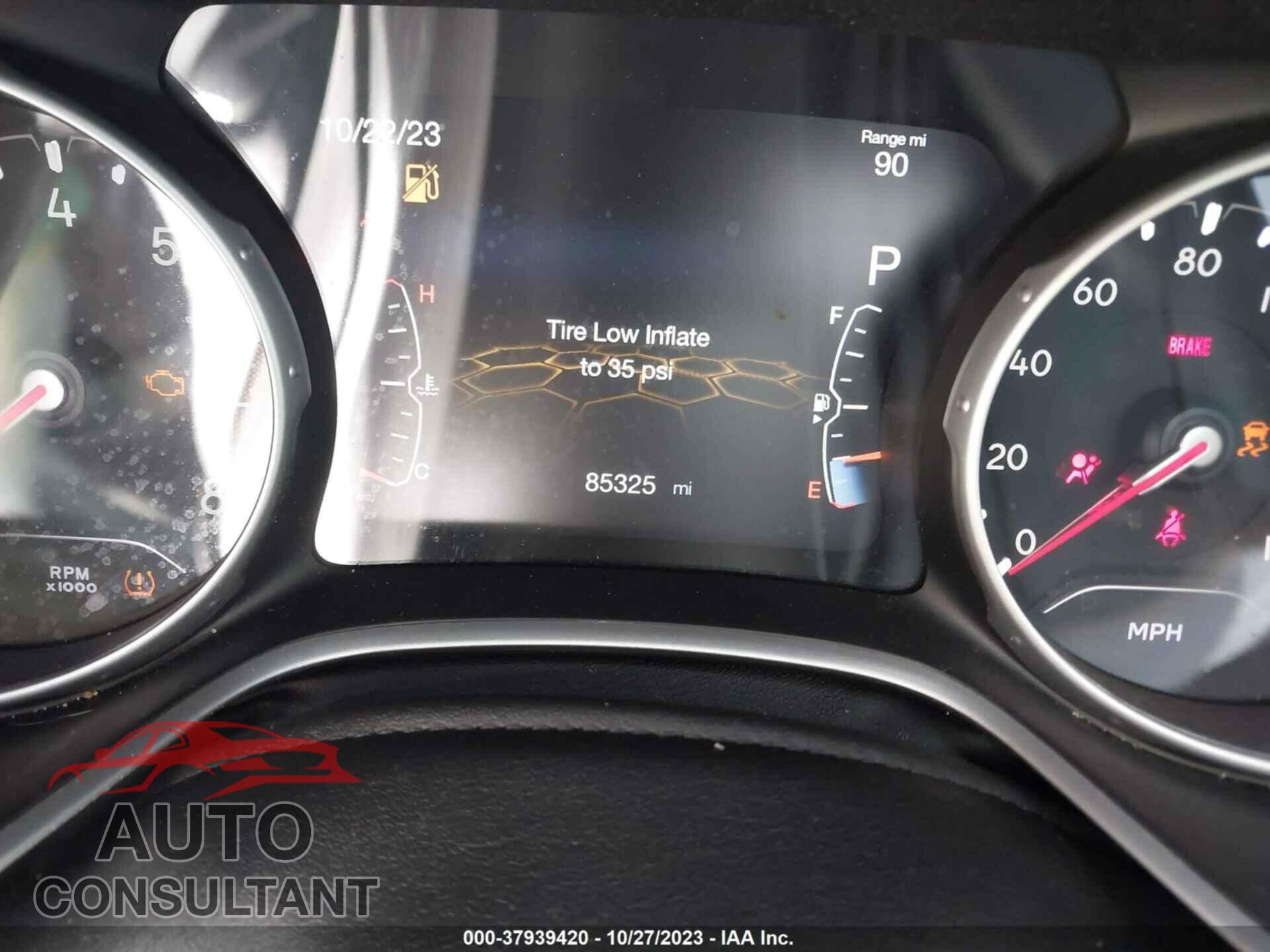 JEEP COMPASS 2018 - 3C4NJCBB6JT134101